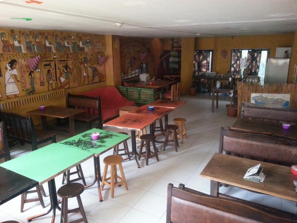 Neverland Hostel Istanbul Bagian luar foto
