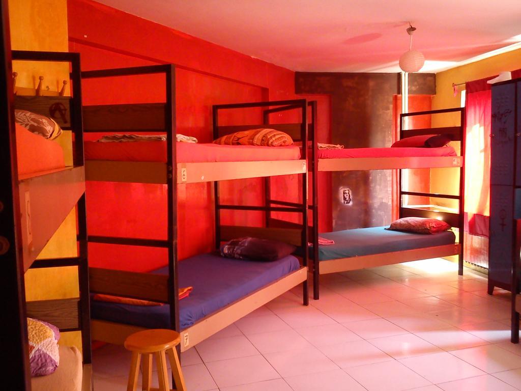 Neverland Hostel Istanbul Bagian luar foto