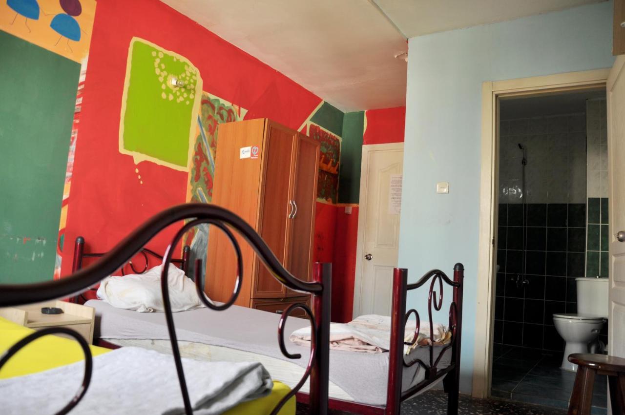 Neverland Hostel Istanbul Bagian luar foto